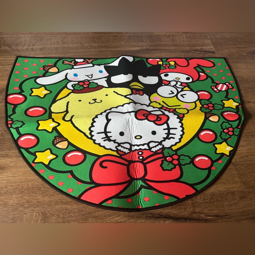 SANRIO-NWT Lightweight Holiday Themed Character Welcome Mat